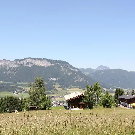 Apartment Flat Directly On The Slope With Valley View St. Johann in Tirol